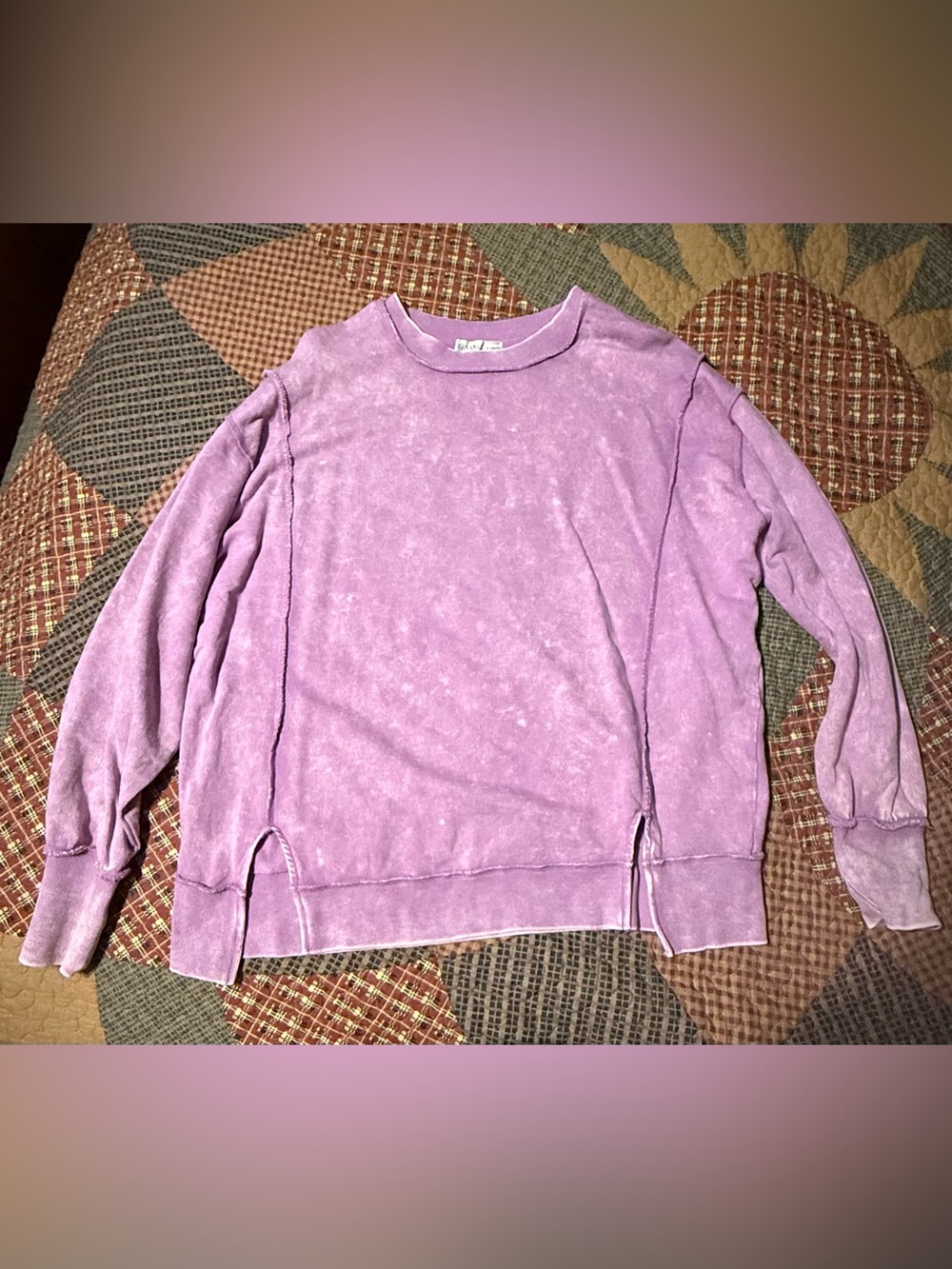 Zenana Acid Washed “Shark Bite” pullover